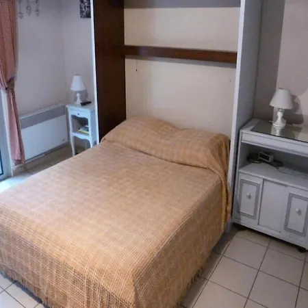 Studio For 2 People 公寓 艾克斯莱班